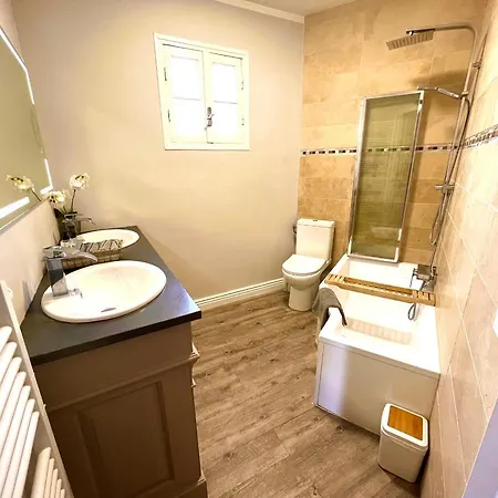 16 Veronique * Villeneuve-Loubet